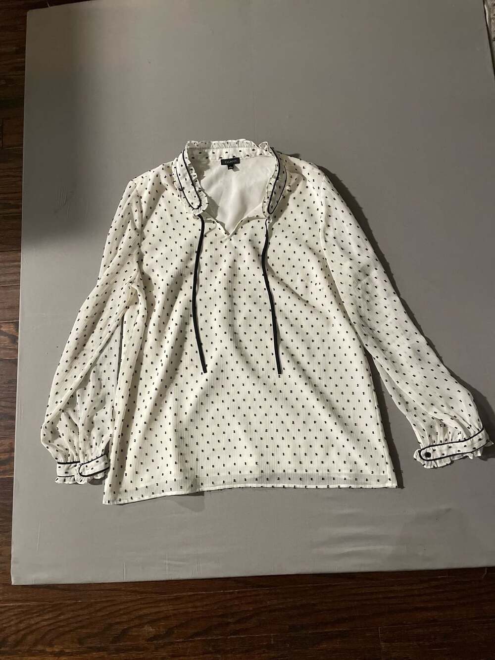 Talbots Clipped Dot Tie-Neck Top Size L Ivory Black Chiffon Blouse